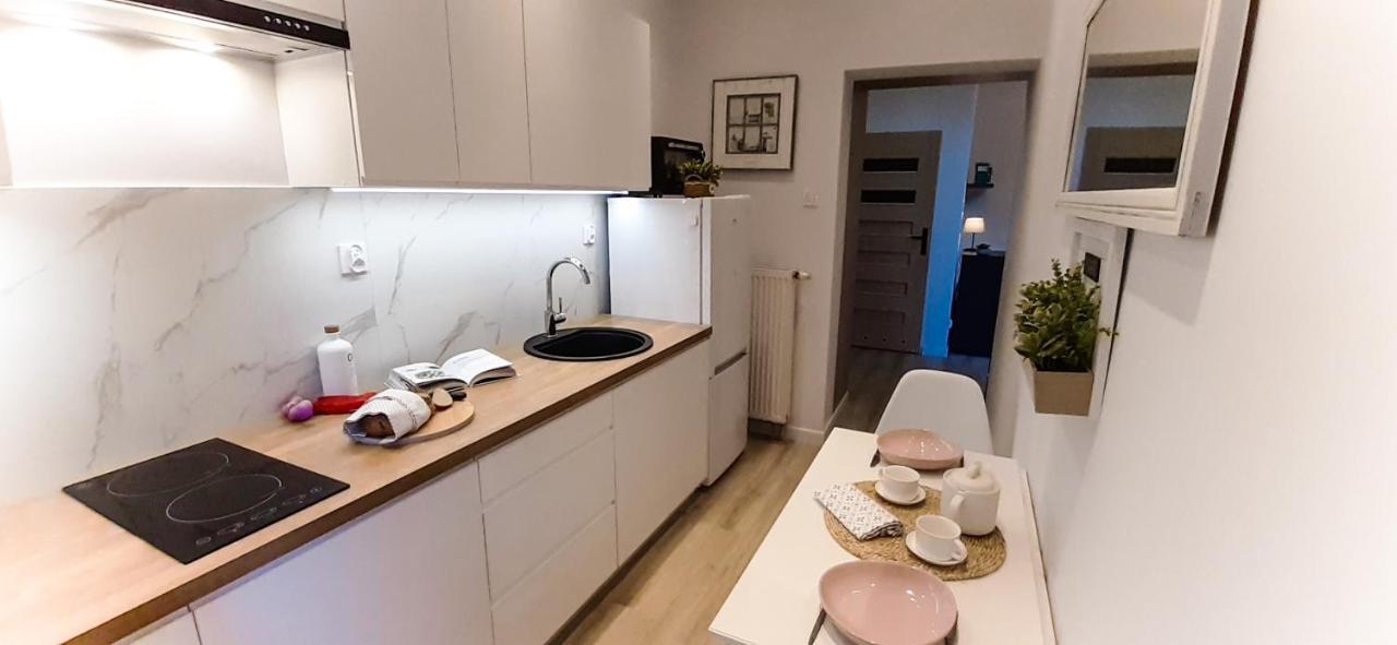 Appartement Rondo Onz Metro, Krochmalna 32a Street Warschau